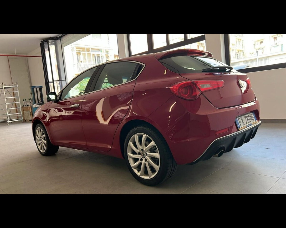 Alfa Romeo Giulietta 1.4 Turbo Super 120cv (5)