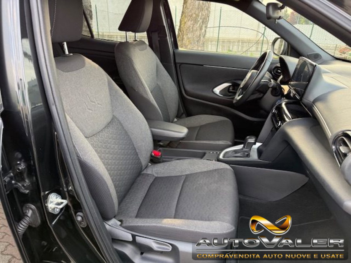 Toyota Yaris Cross 1.5 Hybrid 5p. E-CVT Trend (12)