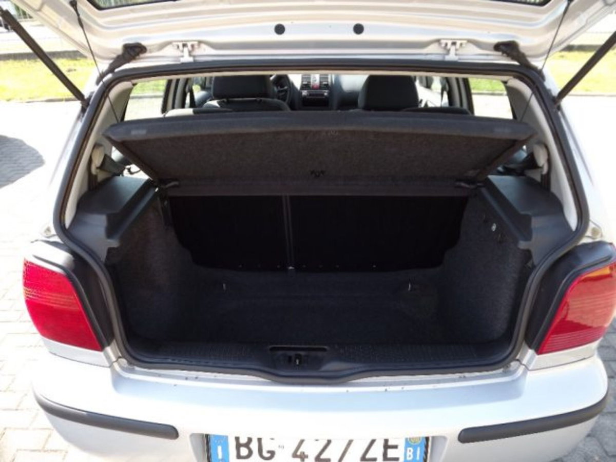 Volkswagen Polo 1.4 cat 5 porte Comfortline Air (7)