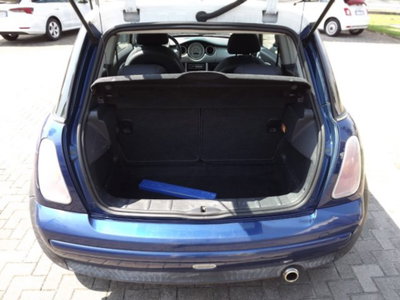 MINI Mini 1.6 16V Cooper (11)