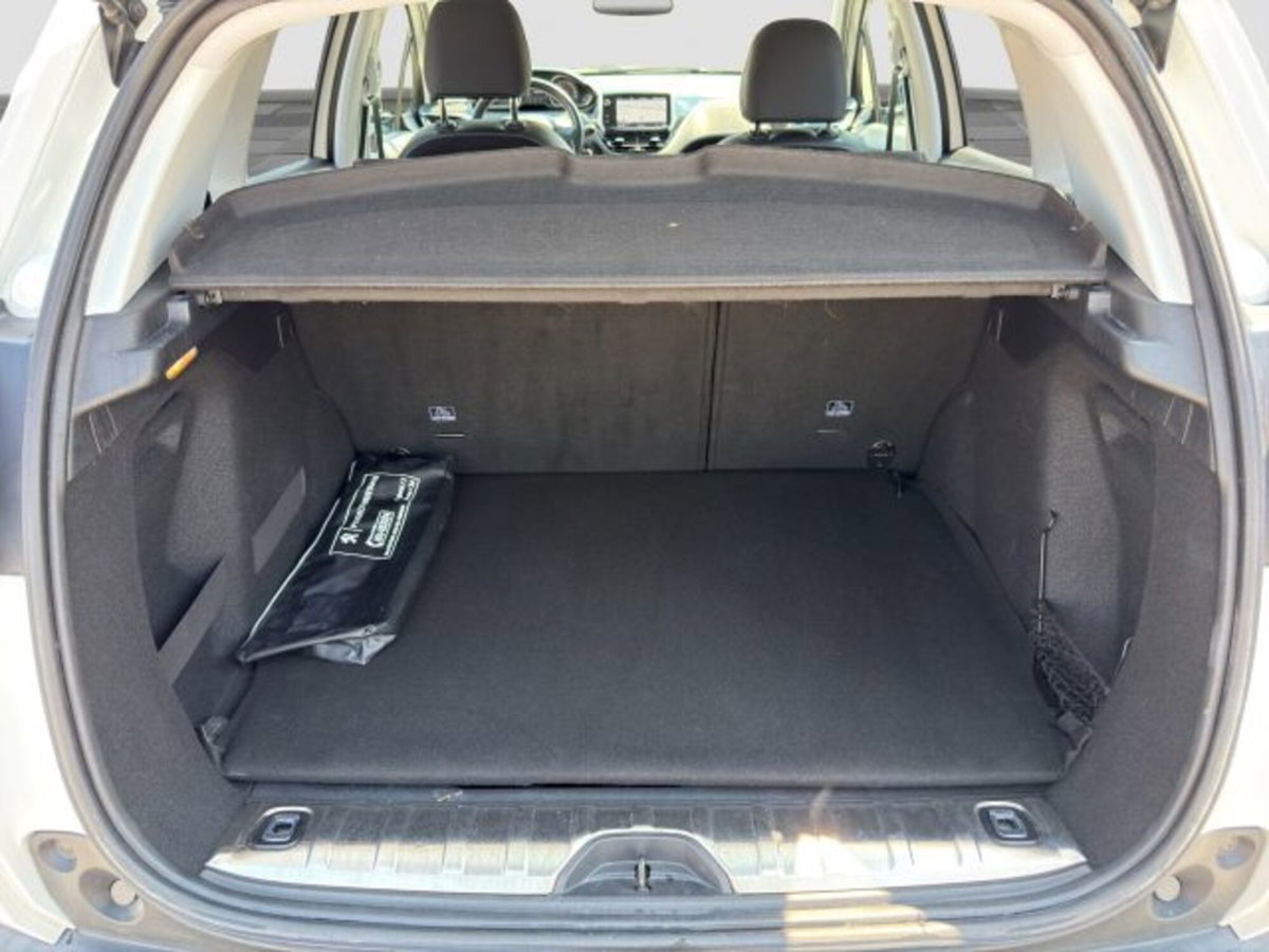 Peugeot 2008 120 S&S Allure (14)