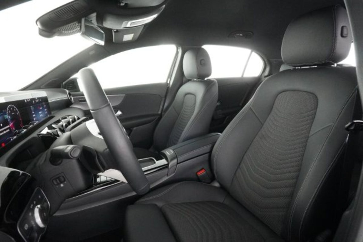 Mercedes-Benz Classe A 180 Progressive Advanced Plus auto (2)