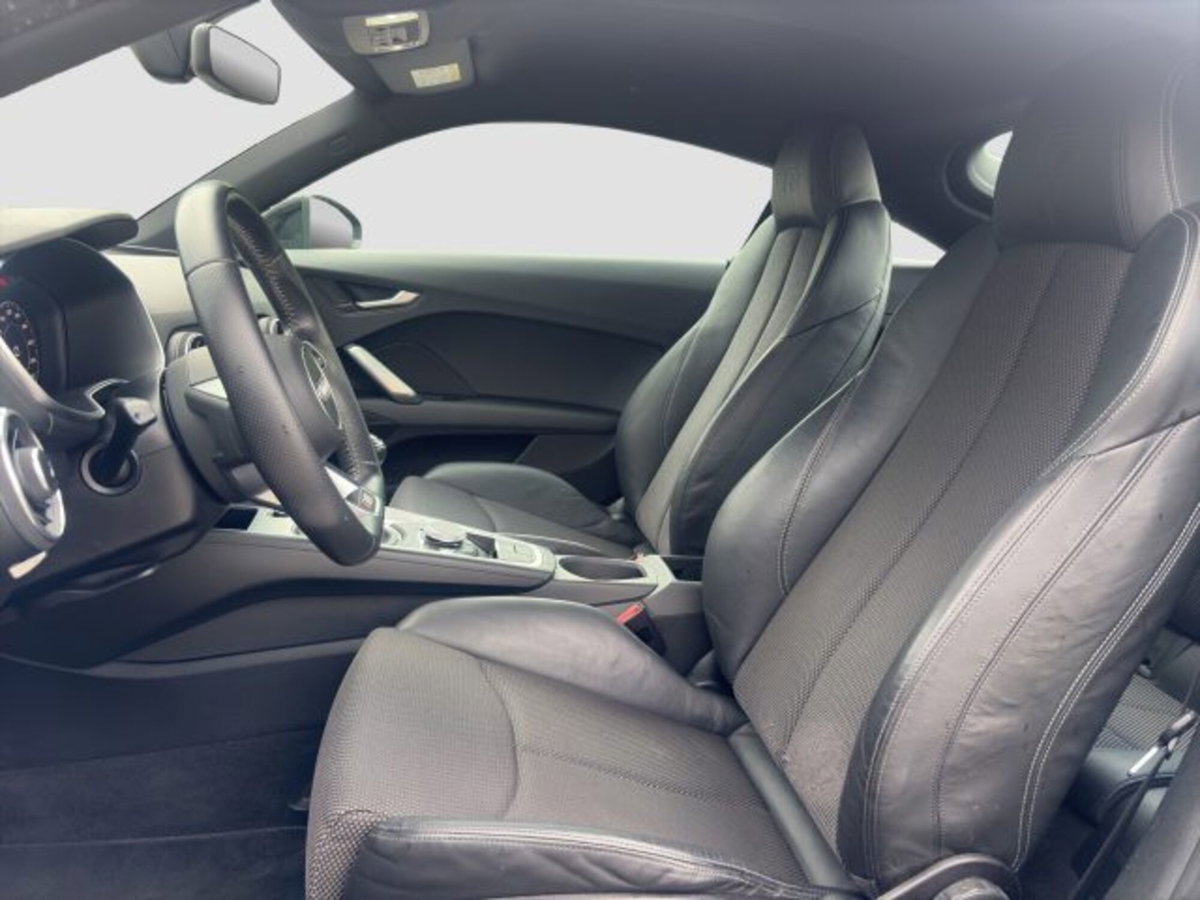 Audi TT Coupé 1.8 TFSI S line (10)