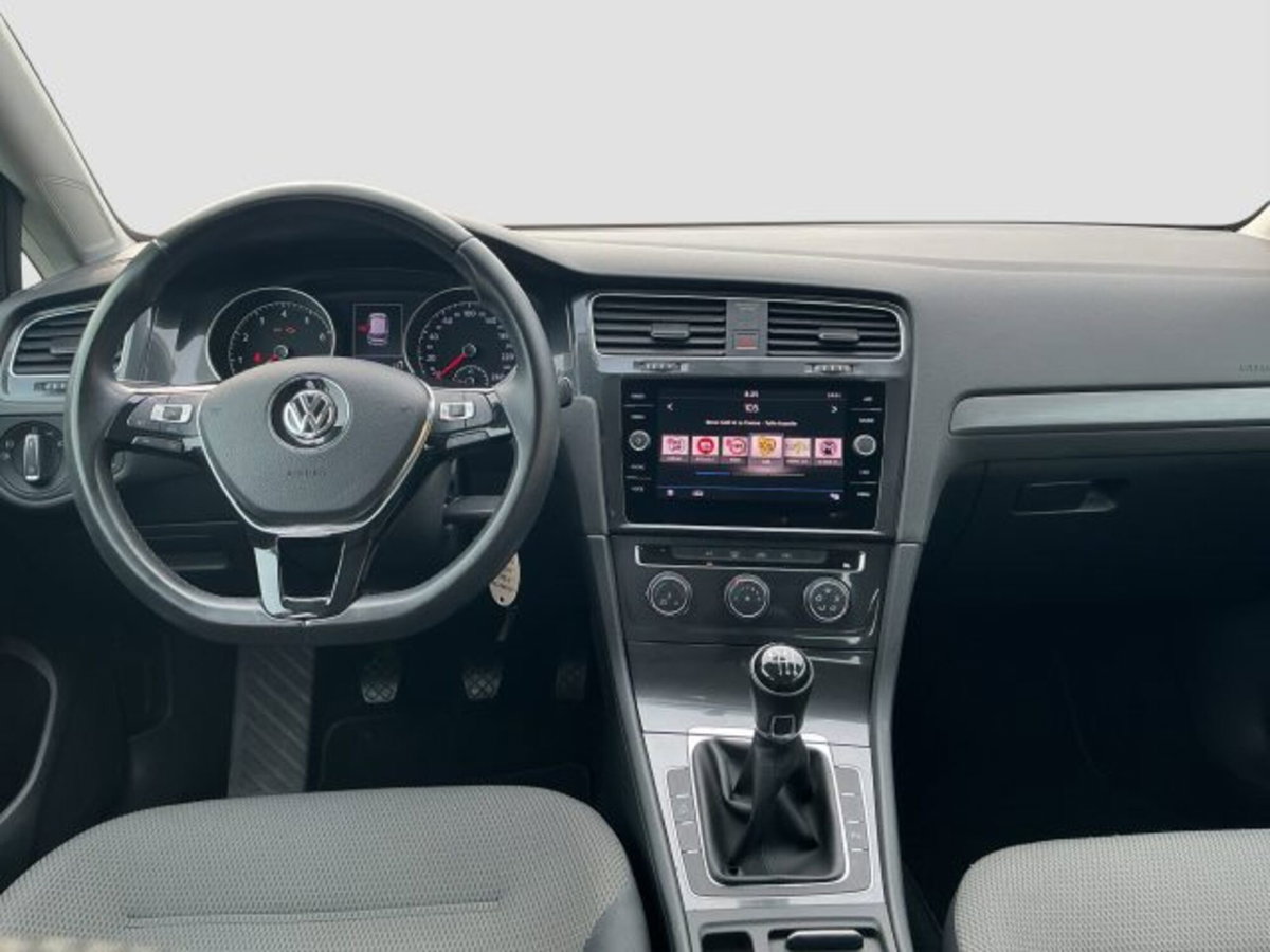 Volkswagen Golf 1.0 TSI 110 CV 5p. Business BlueMotion Technology (11)