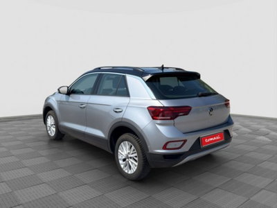 Volkswagen T-Roc 1.5 tsi Life dsg (3)