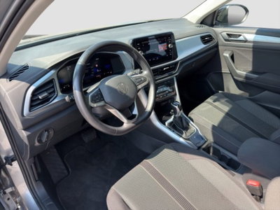 Volkswagen T-Roc 1.5 tsi Life dsg (9)