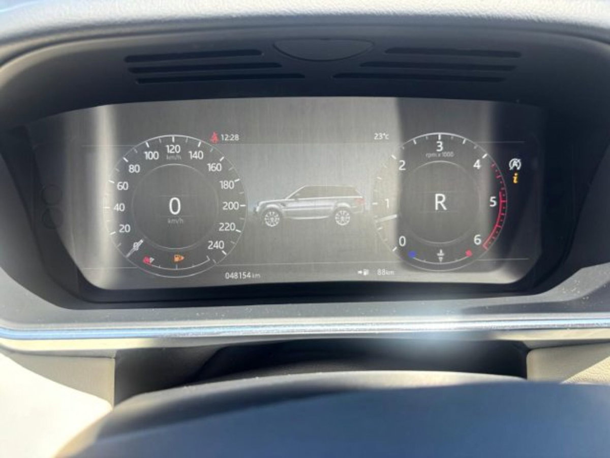 Land Rover Range Rover Sport 3.0D l6 249 CV HSE Dynamic Stealth (17)