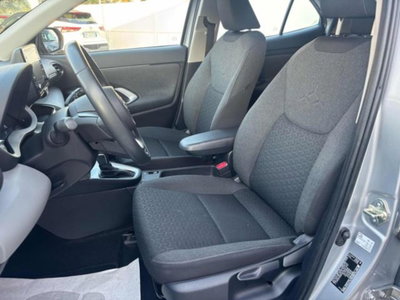Toyota Yaris Cross 1.5h GR Sport Black Sky fwd 116cv e-cvt (14)