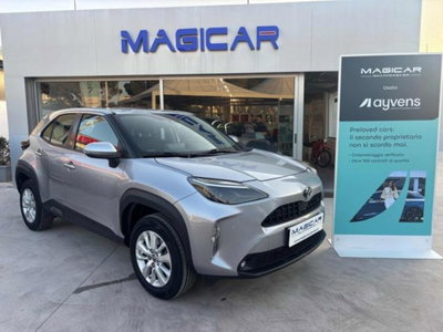 Toyota Yaris Cross 1.5h GR Sport Black Sky fwd 116cv e-cvt (2)