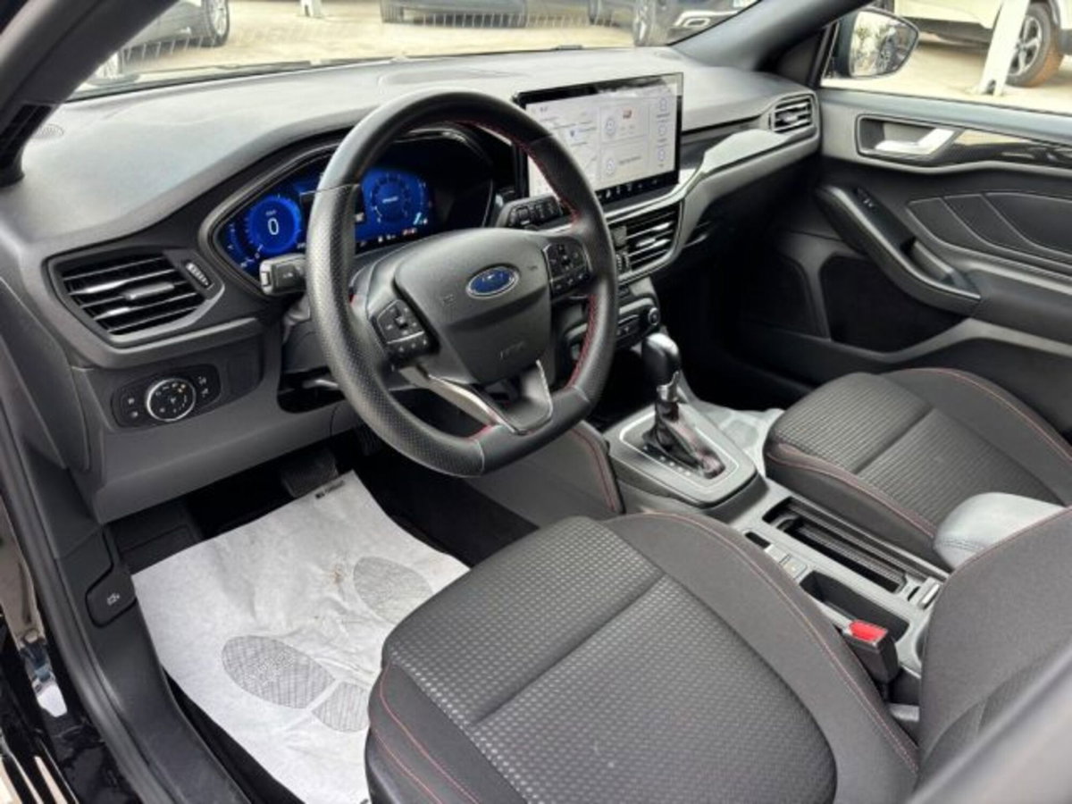 Ford Focus 1.0 EcoBoost Hybrid 125 CV Powershift 5p. ST-Line X (9)