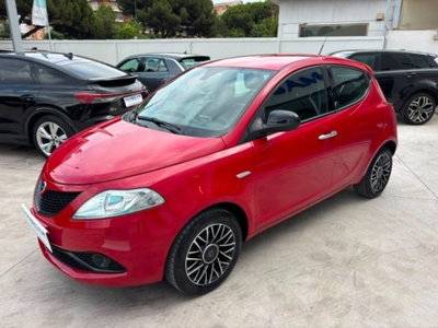 Lancia Ypsilon 1.2 69 CV 5 porte GPL Ecochic Gold (3)