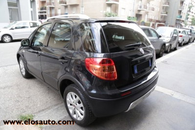 Fiat Sedici 2.0 MJT 16V DPF 4x4 Emotion (4)