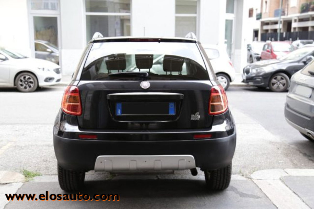 Fiat Sedici 2.0 MJT 16V DPF 4x4 Emotion (7)
