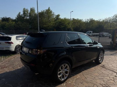 Land Rover Discovery Sport 2.0 TD4 180 CV HSE Luxury (5)