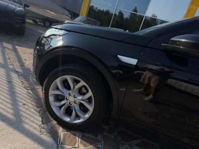 Land Rover Discovery Sport 2.0 TD4 180 CV HSE Luxury (8)