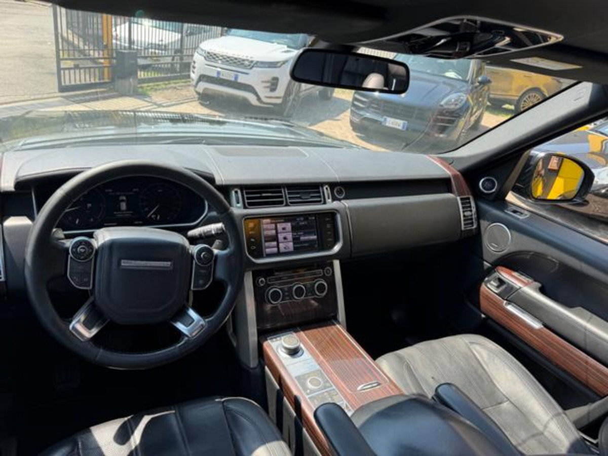 Land Rover Range Rover 3.0 TDV6 Autobiography (10)