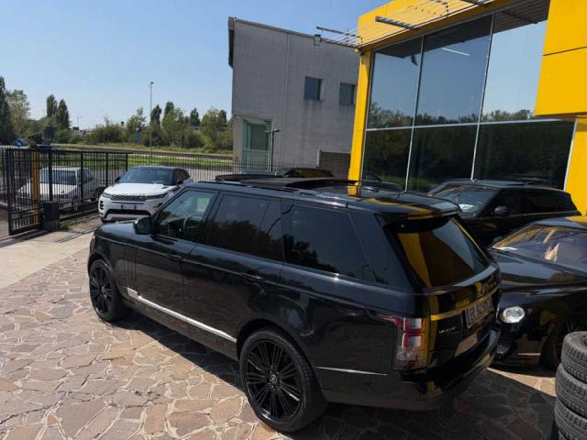 Land Rover Range Rover 3.0 TDV6 Autobiography (5)