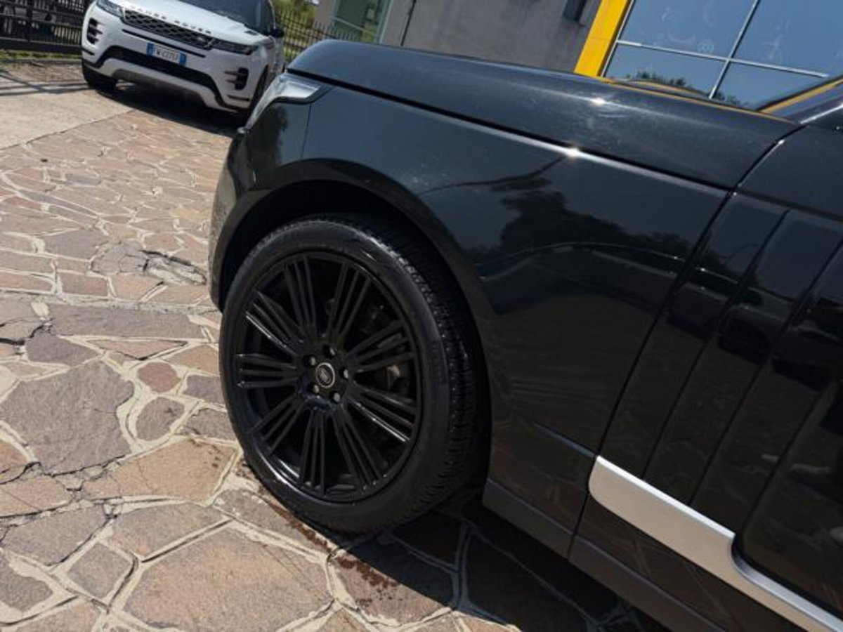 Land Rover Range Rover 3.0 TDV6 Autobiography (6)