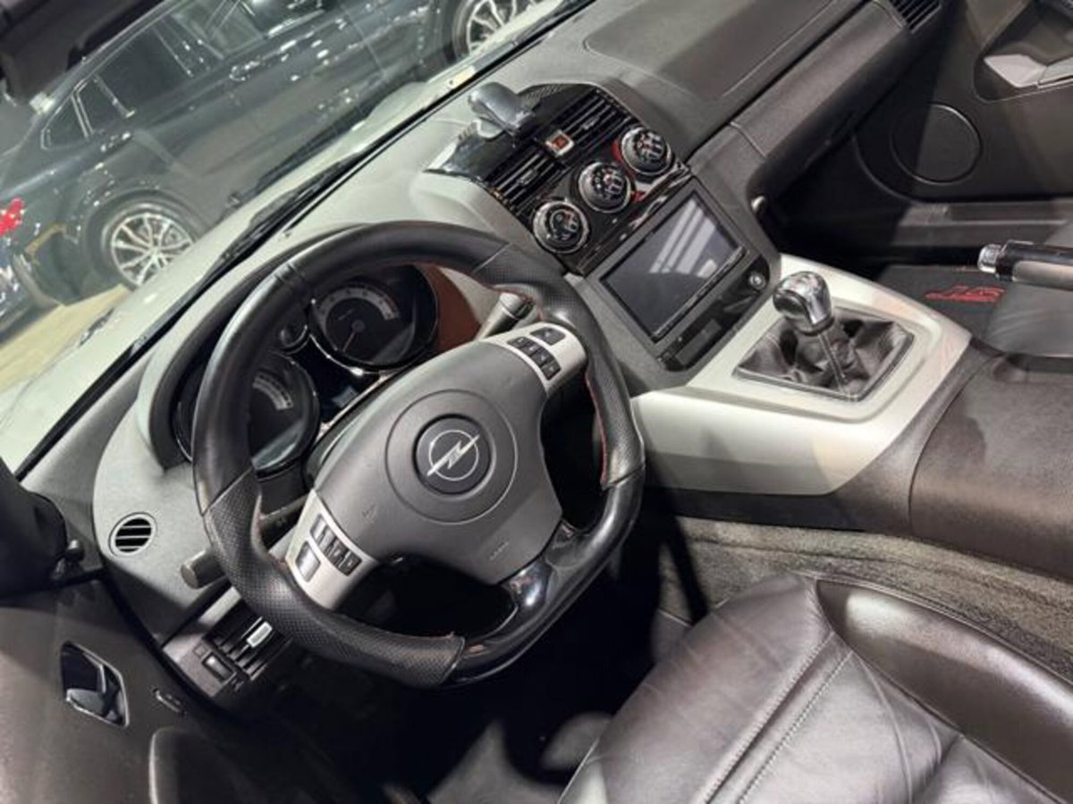 Opel GT 2.0 Turbo 16V (10)