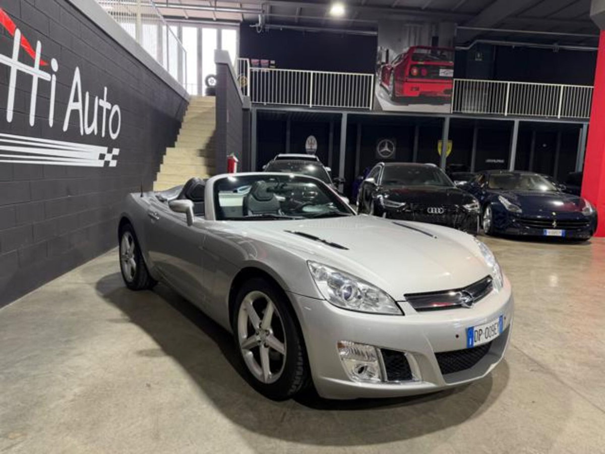 Opel GT 2.0 Turbo 16V (4)
