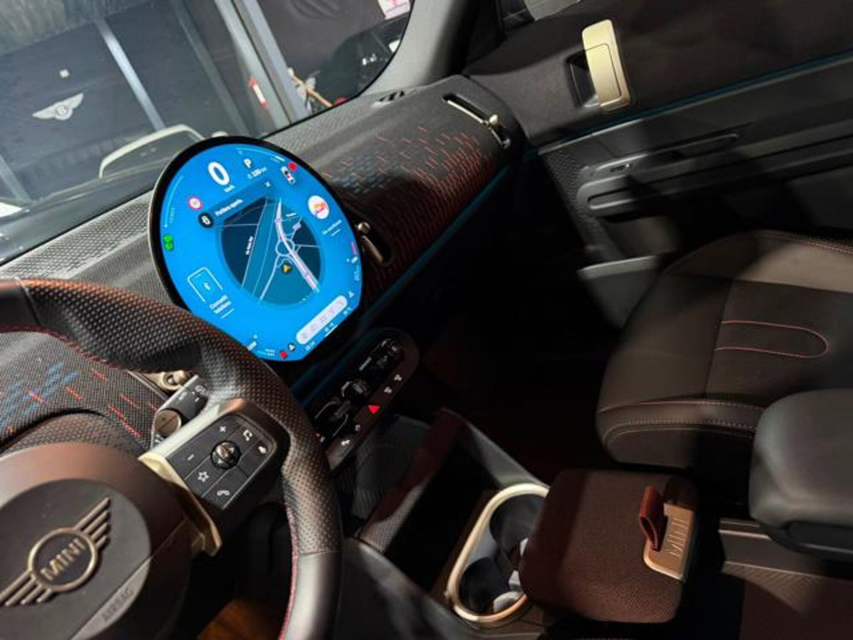 MINI Mini Countryman E JCW (11)
