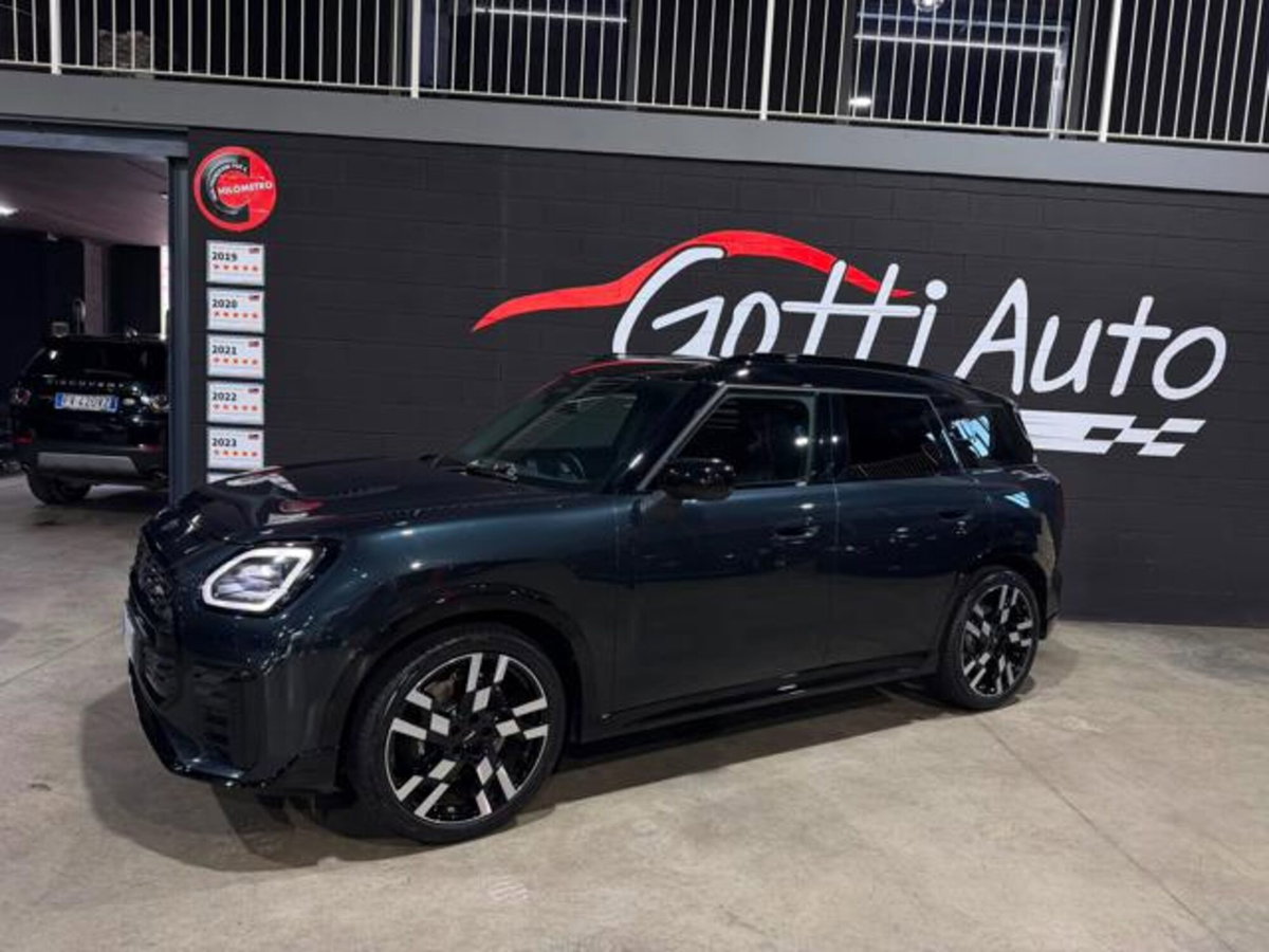 MINI Mini Countryman E JCW (2)