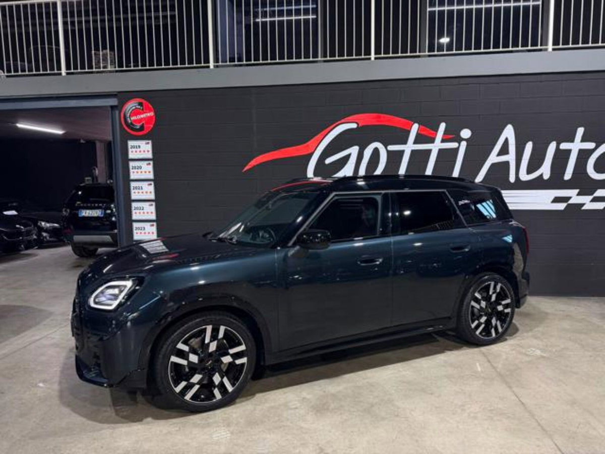 MINI Mini Countryman E JCW (3)