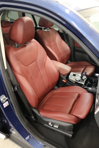 BMW X3 xDrive20d 48V (11)