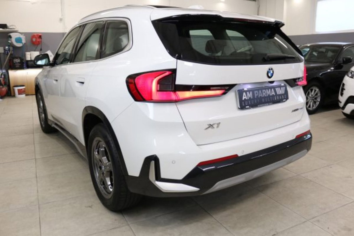 BMW X1 xDrive 23d xLine (4)