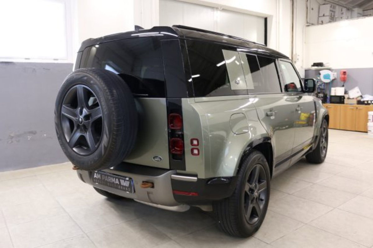 Land Rover Defender 110 3.0d i6 mhev X-Dynamic SE awd 250cv auto (6)