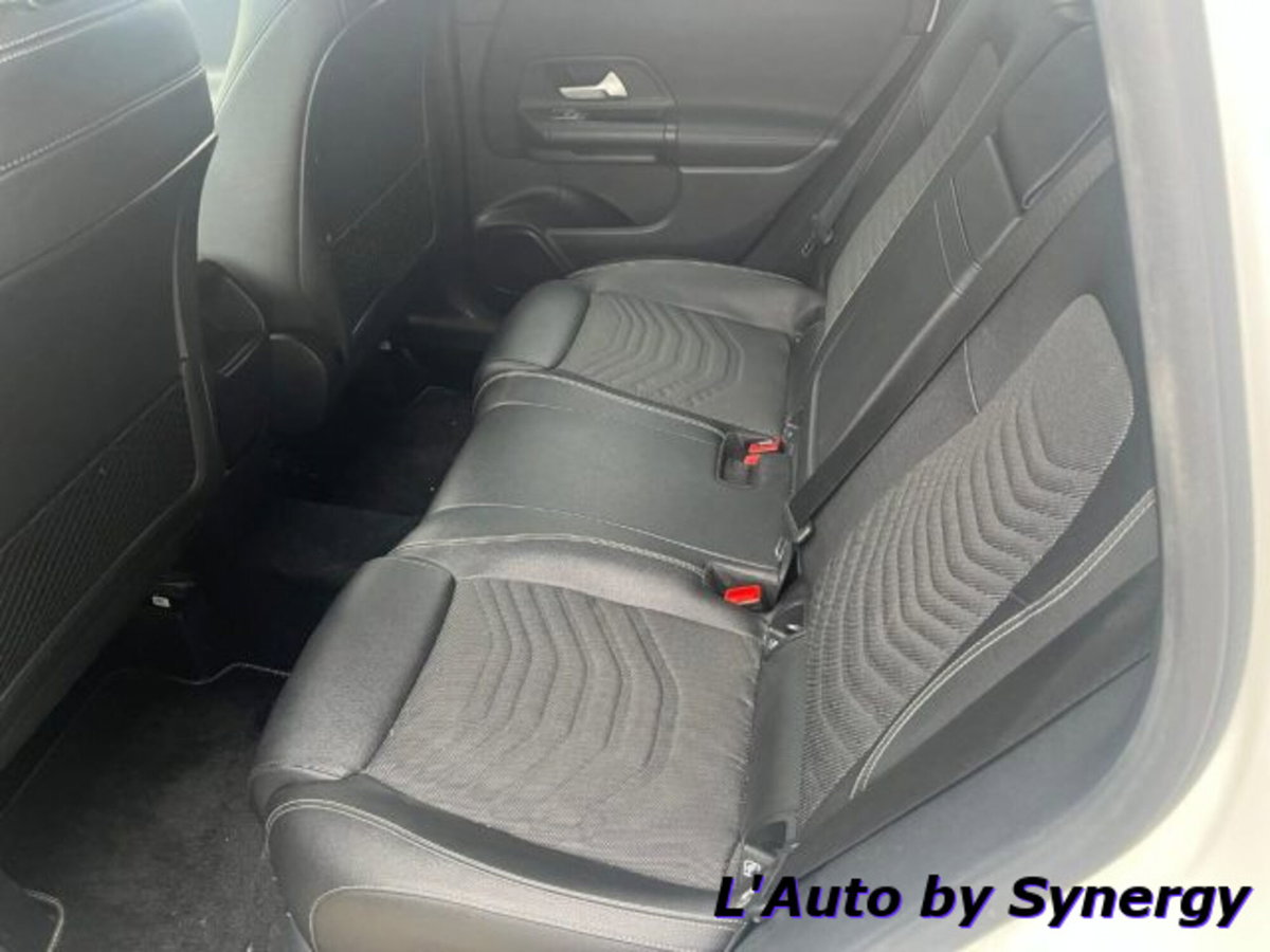 Mercedes-Benz Classe B 180 d Automatic Premium (13)