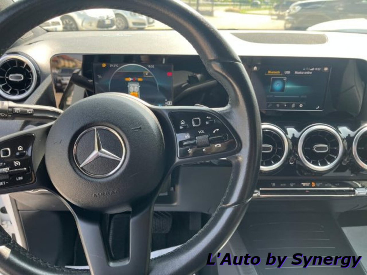 Mercedes-Benz Classe B 180 d Automatic Premium (14)