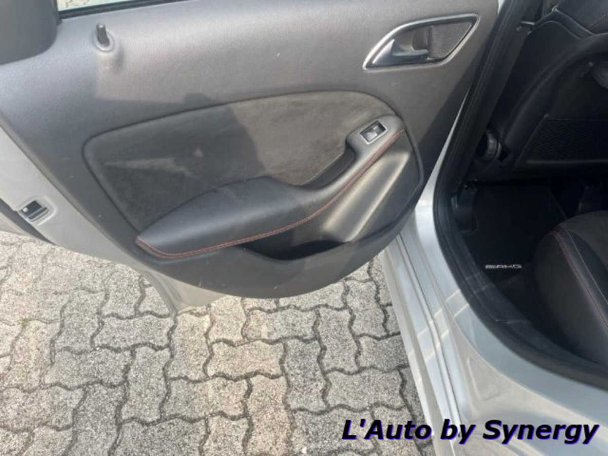 Mercedes-Benz Classe B 200 d Automatic 4Matic Sport (13)