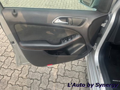 Mercedes-Benz Classe B 200 d Automatic 4Matic Sport (8)