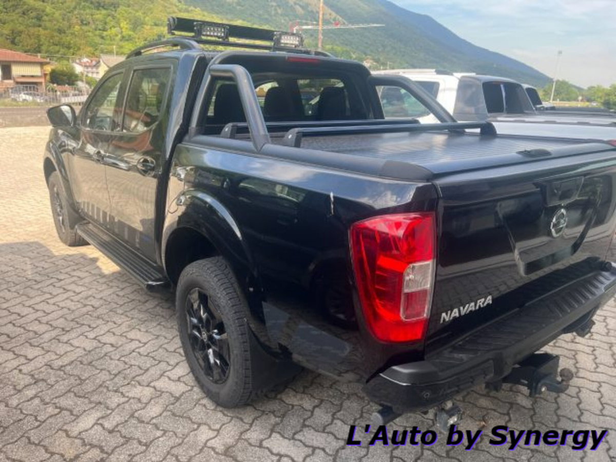 Nissan Navara 2.3 dCi 190 CV 7AT 4WD Double Cab N-Guard (5)