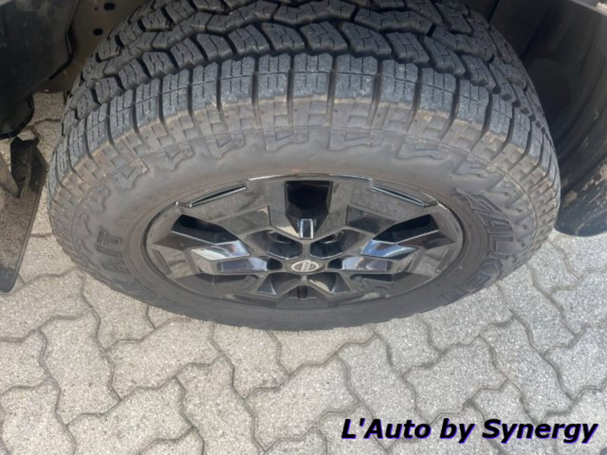 Nissan Navara 2.3 dCi 190 CV 7AT 4WD Double Cab N-Guard (6)