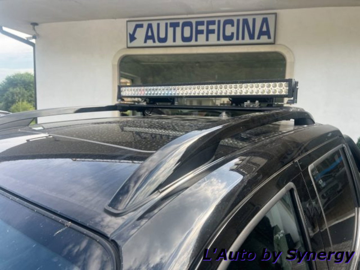 Nissan Navara 2.3 dCi 190 CV 7AT 4WD Double Cab N-Guard (7)