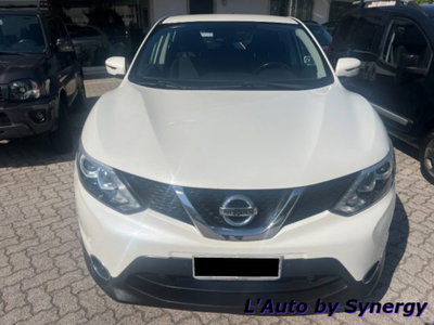 Nissan Qashqai 1.6 dCi 2WD N-Connecta (2)