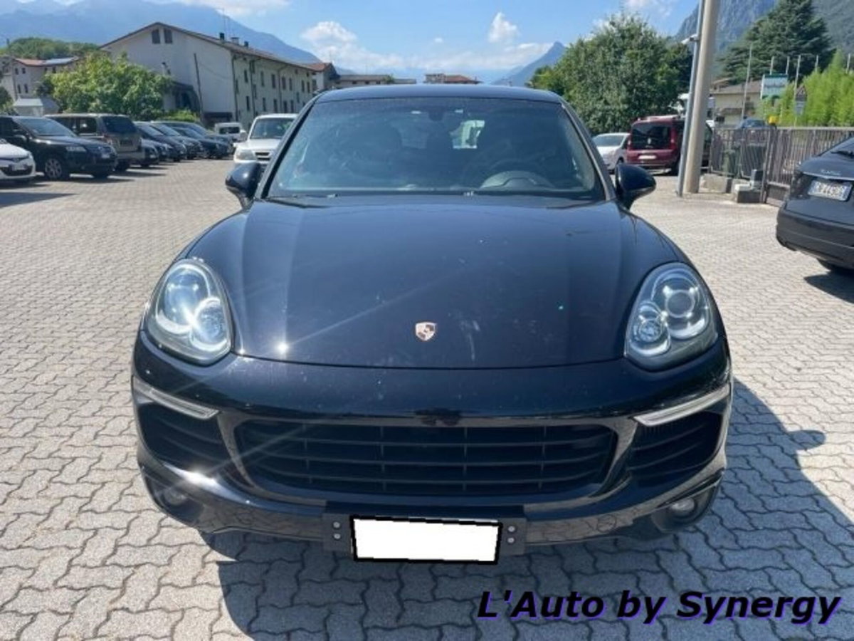 Porsche Cayenne 3.0 Diesel (7)