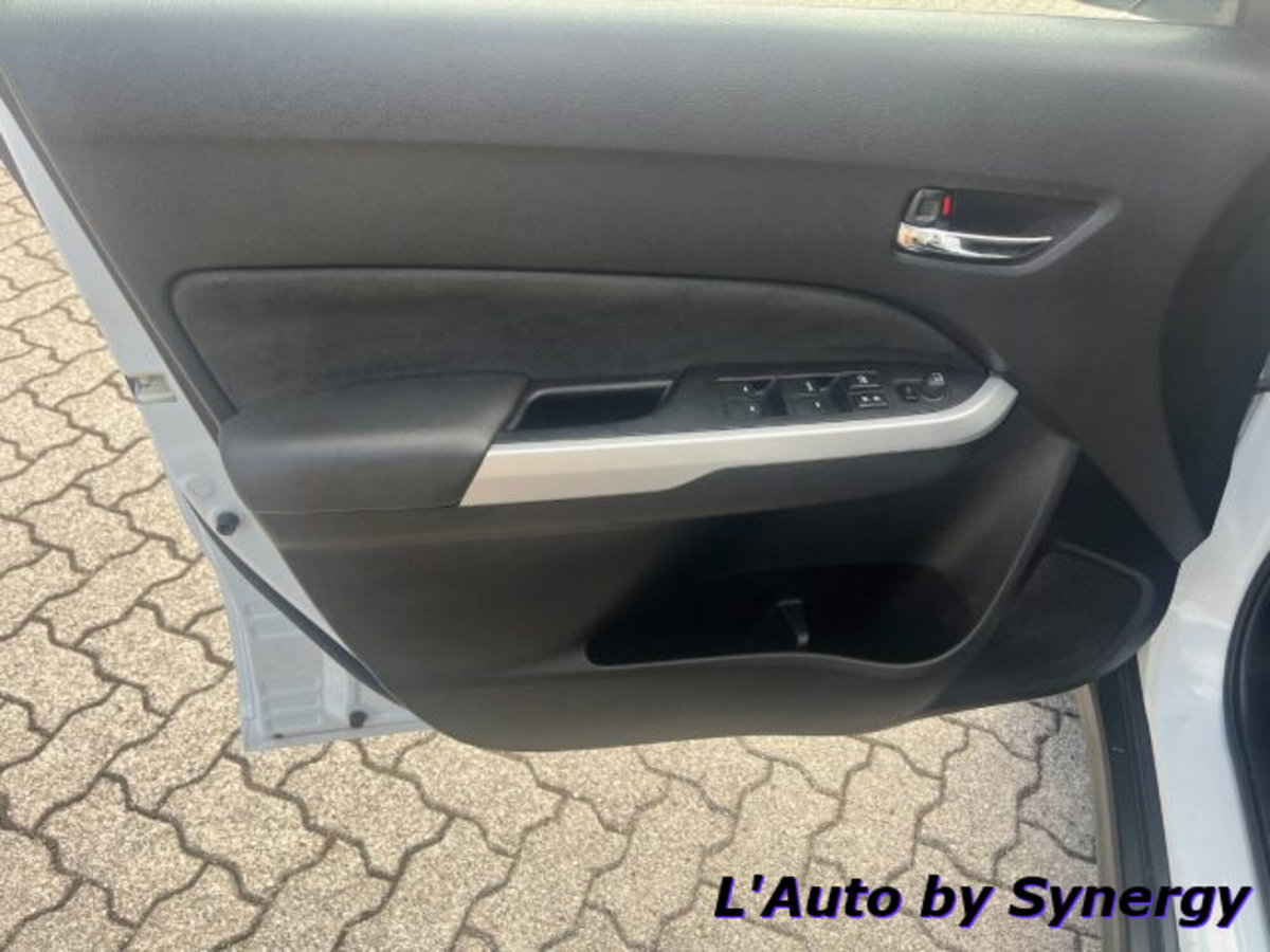 Suzuki Vitara 1.6 DDiS 4WD AllGrip DCT V-Top (14)