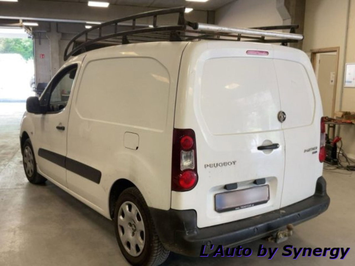 Peugeot Partner 1.6 HDi 90CV FAP Comfort (8)