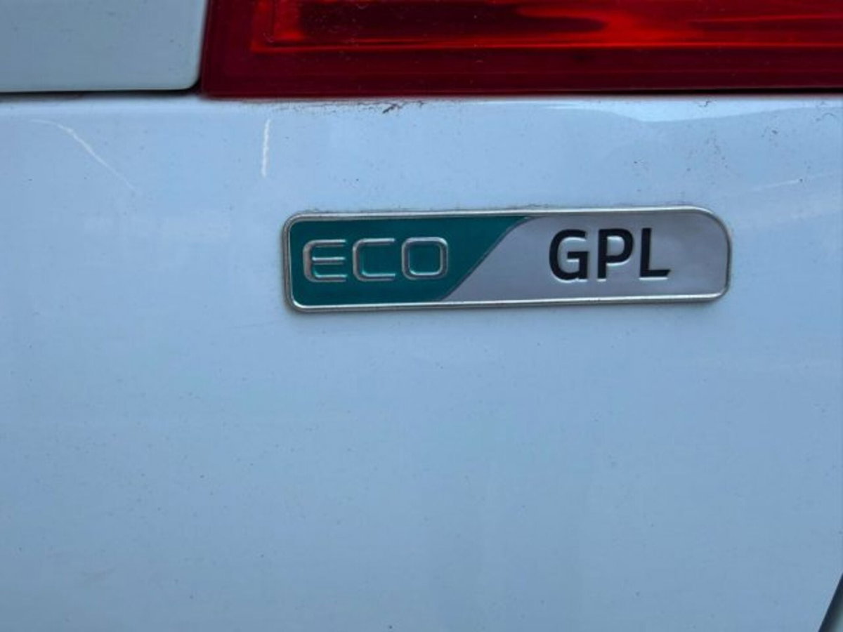 Kia Venga 1.4 EcoGPL Cool (15)