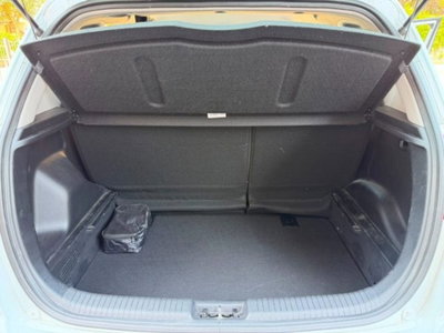 Kia Venga 1.4 EcoGPL Cool (16)