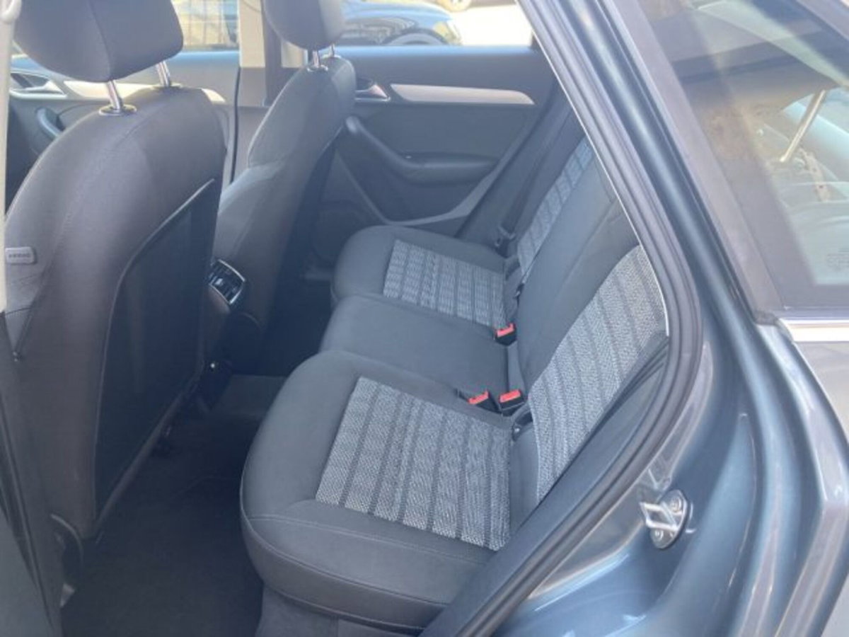Audi Q3 2.0 TDI 150 CV quattro S tronic Sport (10)