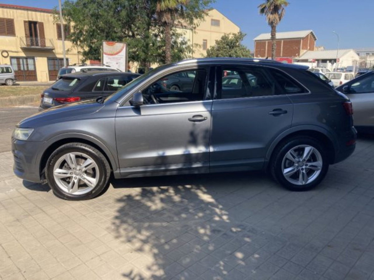 Audi Q3 2.0 TDI 150 CV quattro S tronic Sport (6)