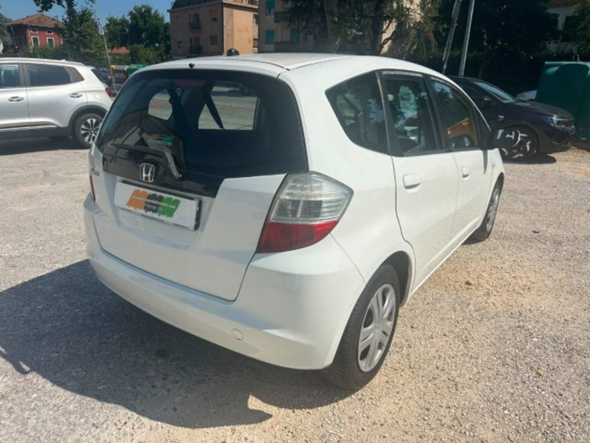 Honda Jazz 1.4 i-VTEC Elegance (3)