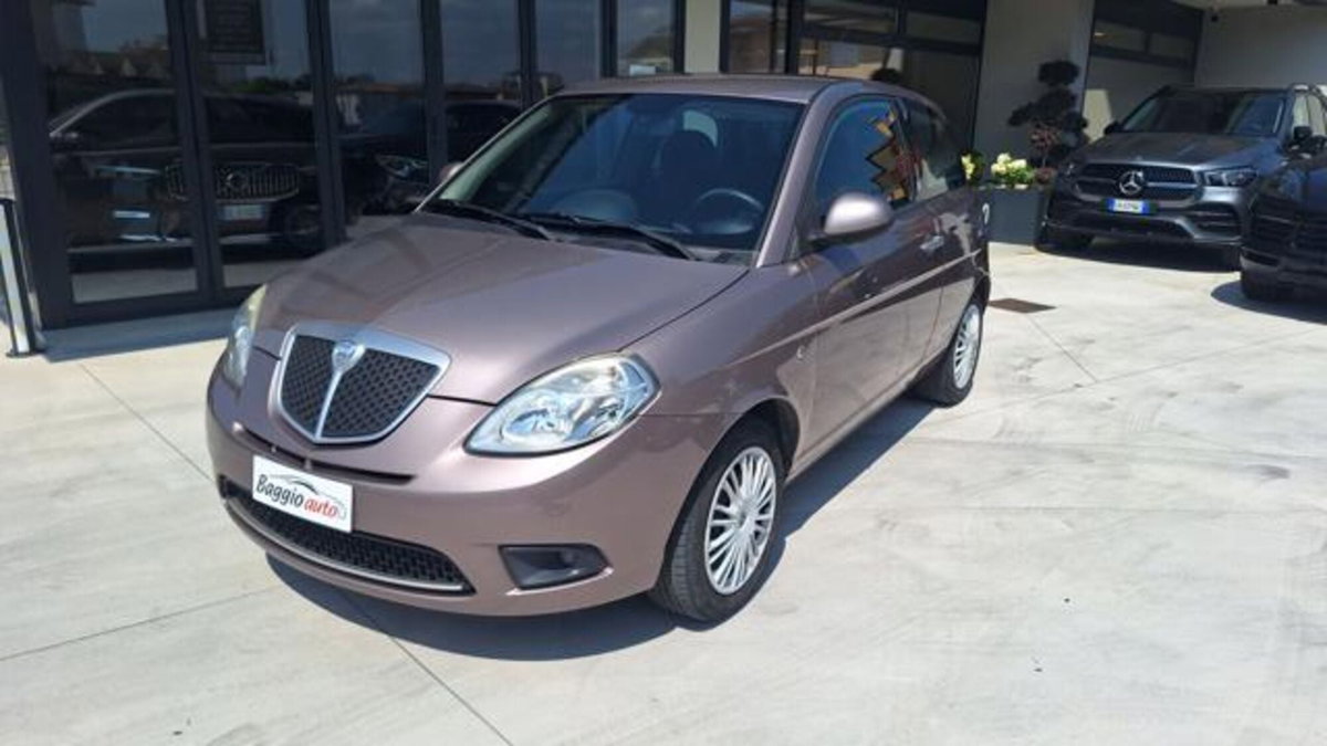 Lancia Ypsilon 1.2 Argento