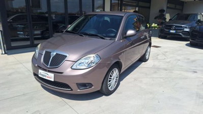 Lancia Ypsilon 1.2 Argento usata