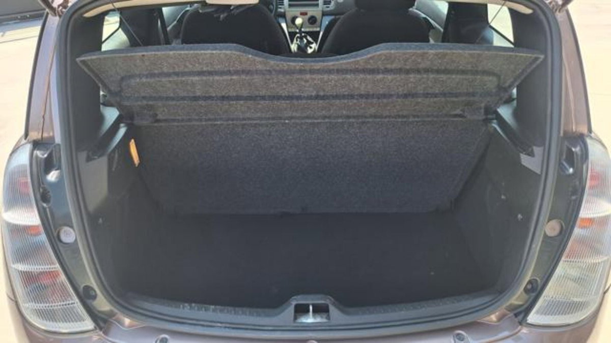 Lancia Ypsilon 1.2 Argento (9)