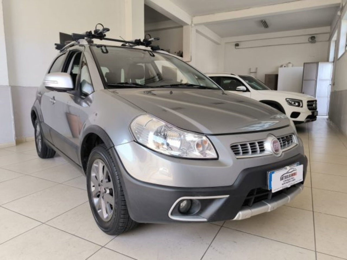 Fiat Sedici 2.0 MJT 16V DPF 4x4 Emotion (2)